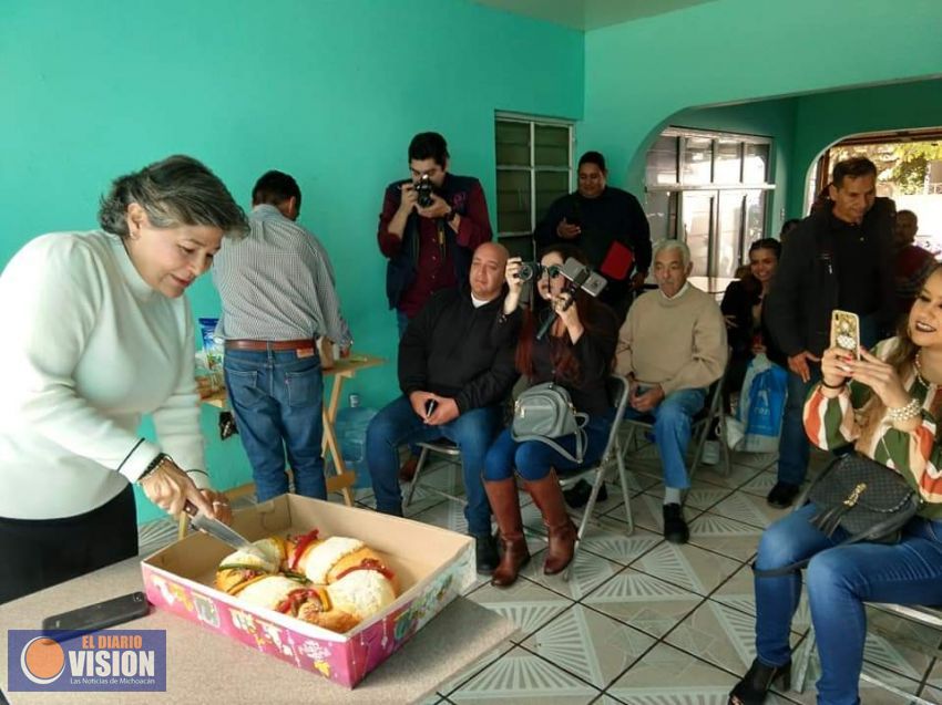 La diputada Mayela Salas, inaugura Casa de Enlace