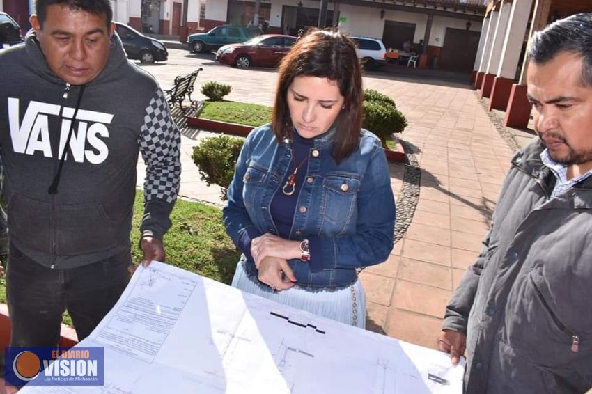 Macarena Chávez Flores, supervisó la obra de Alumbrado Público en el Boulevard Morelos