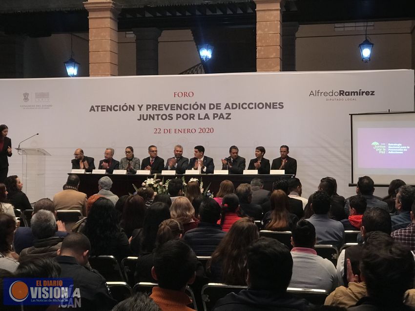 Inauguran el Foro Atención y Prevención de Adicciones 