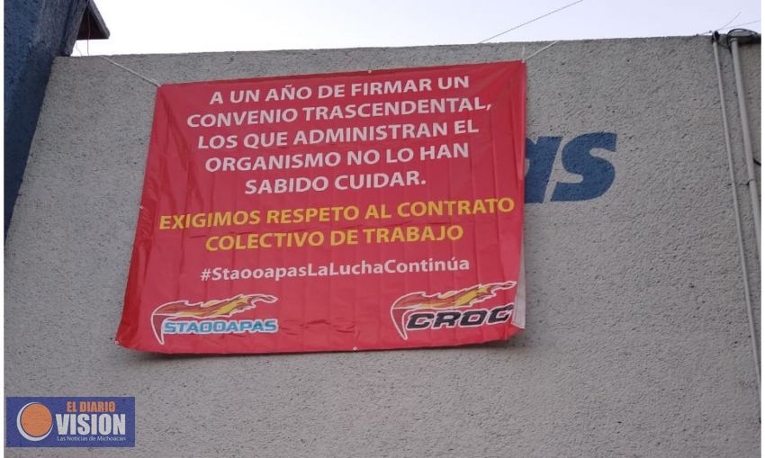 Sindicato del Ooapas bloquea oficinas principales 