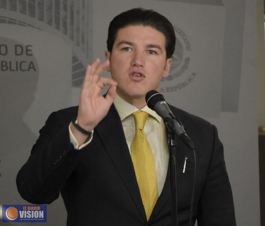 Gobernadores del PRI y Morena se agacharon con Insabi: senador Samuel García
