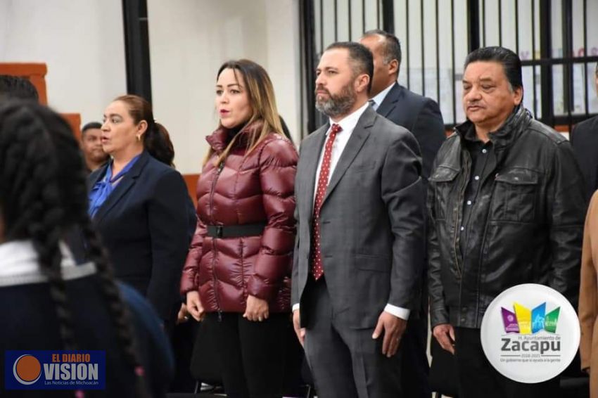 Luis Felipe León, encabeza acto cívico conmemorativo a la promulgación de la Constitución 
