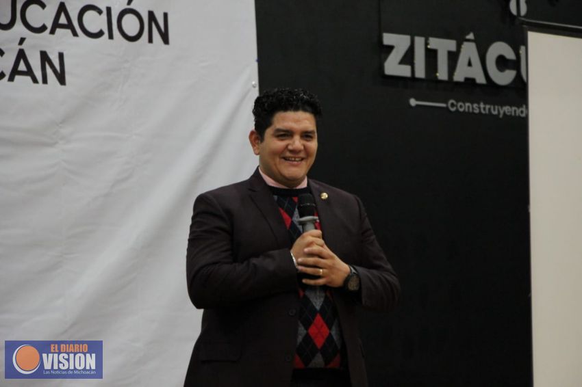 Toño Madriz se pronuncia en pro del medio ambiente en Michoacán