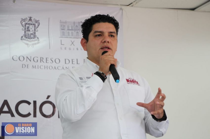 Toño Madriz llama al diálogo y a la unidad de los trabajadores de la educación en Michoacán