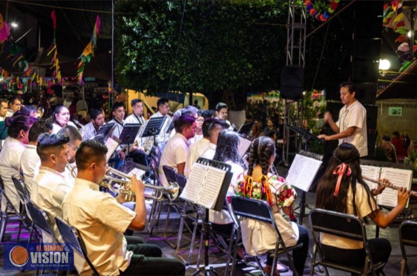 Buscarán fortalecer el Centro de Capacitación Musical Tingambato 