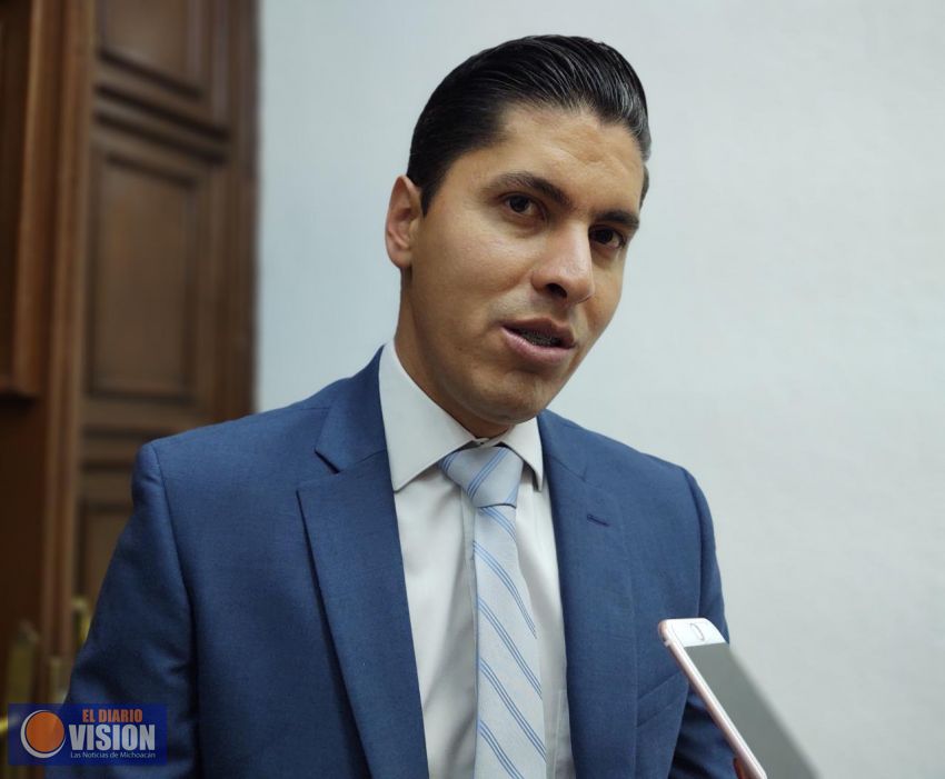 Javier Paredes, plantea, que los legisladores tengan más tiempo para analizar temas pendientes