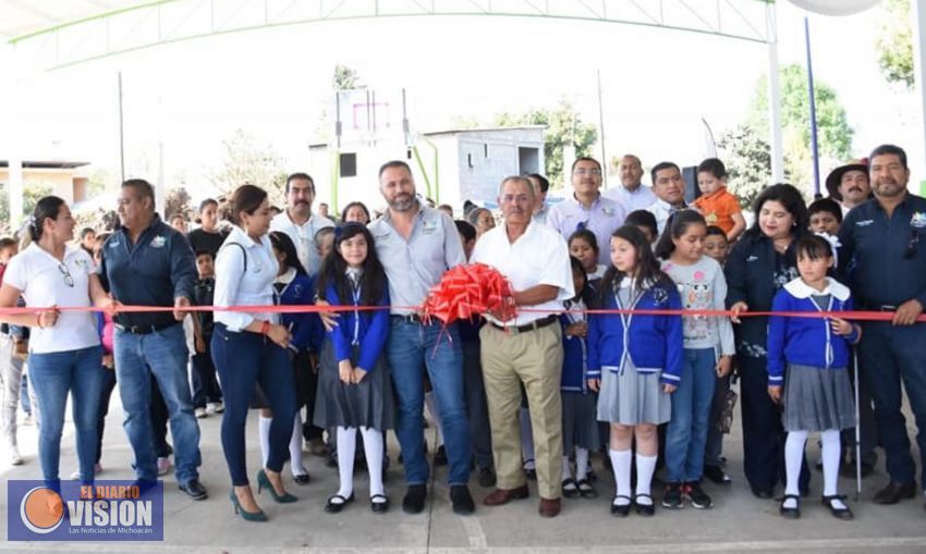 Continúan las inauguraciones de obra en Zacapu 