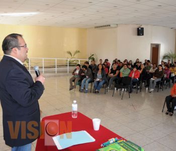 Organiza el DIF Morelia talleres comunitarios