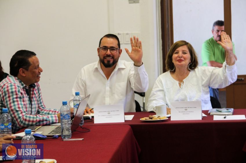 Se reúne Comisión de Desarrollo Urbano, Obra Pública y Vivienda con integrantes de la CMIC