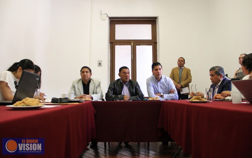 Buscan diputados que ciudadanos participen en Foros para actualizar legislación electoral