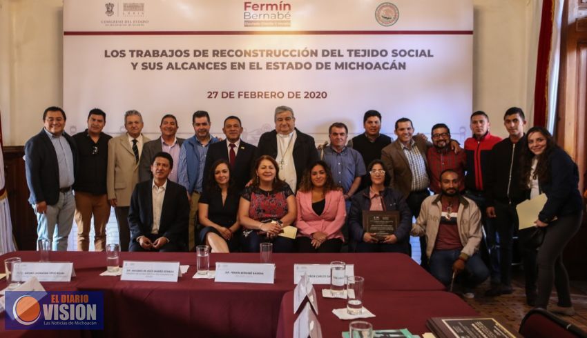 A reconstruir tejido social del estado llama Fermín Bernabé