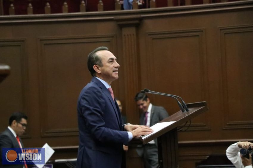 Antonio Soto propone atención integral y reconstrucción mamaria gratuitas en Michoacán