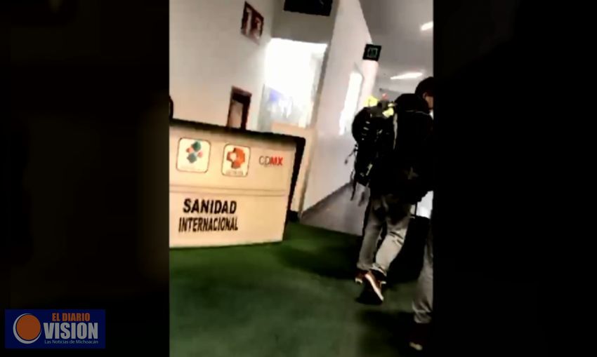 Acusan falta de protocolos contra coronavirus en AICM