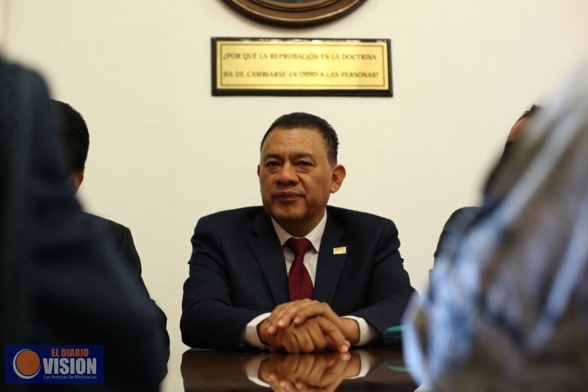 Promueve Fermín Bernabé iniciativa para fortalecer blindaje laboral en Michoacán