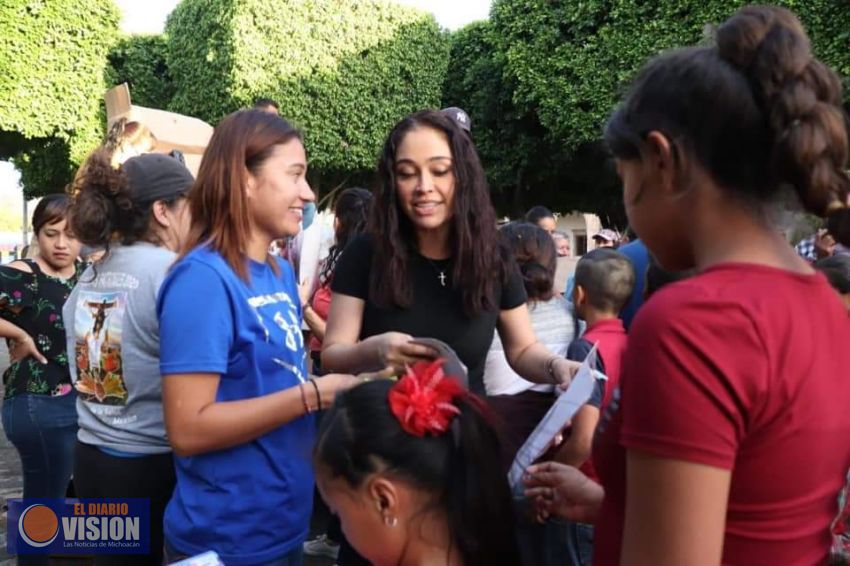 Miriam Tinoco realiza gira de trabajo en Distrito de Puruándiro