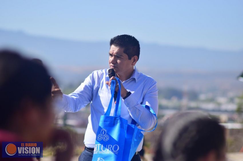 Arturo Hernández le pide al gobierno estatal que respete el proceso legislativo de la Ley Ambiental