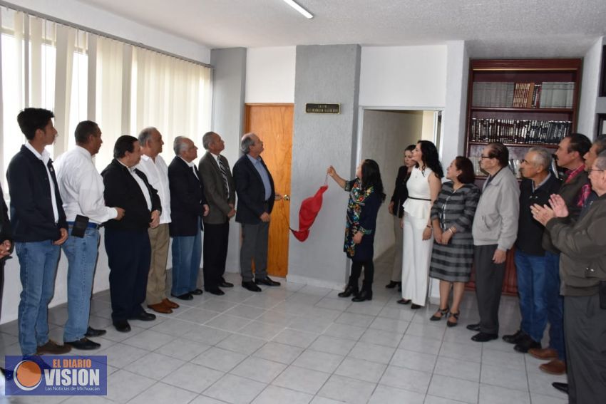 Develan placa en el Salón de Ex Presidentes del PRI