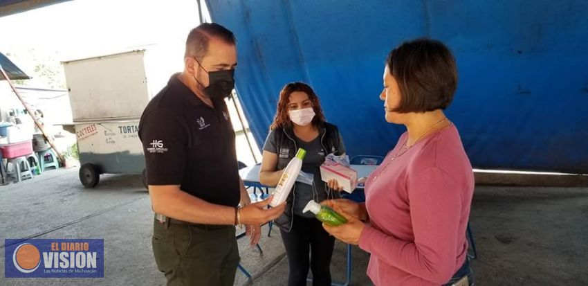 Humberto González entrega insumos para protección de la población, ante la Covid-19