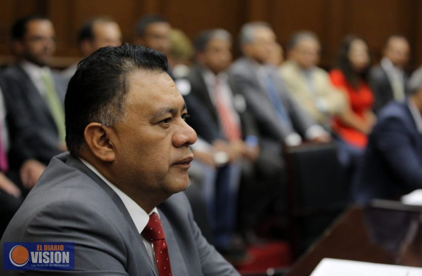 Propone Fermín Bernabé que diputados donen salarios a contingencia
