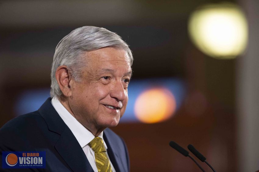 “Todos a pagar impuestos”, dice AMLO al sector empresarial
