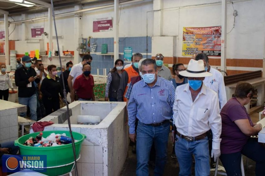 Raúl Morón, supervisa medidas de prevención en tianguis y mercados 