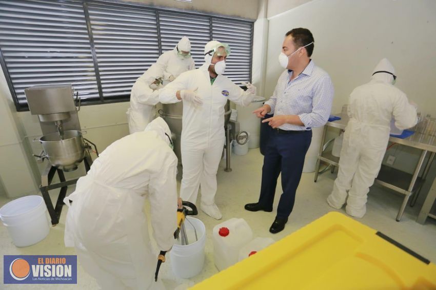 Avanzan reos en elaboración de gel antibacterial caretas y cubrebocas