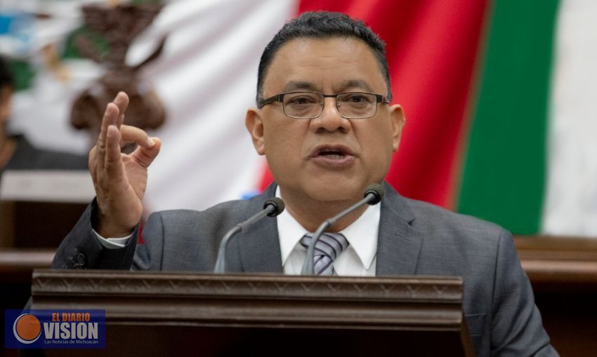 Confrontación entre Estado y Federación, el cáncer de Michoacán: Fermín Bernabé 