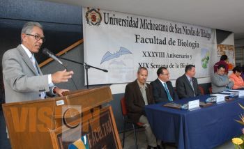 Las elecciones no son una guerra, sino la opción de elegir proyectos diferentes: Salvador Jara
