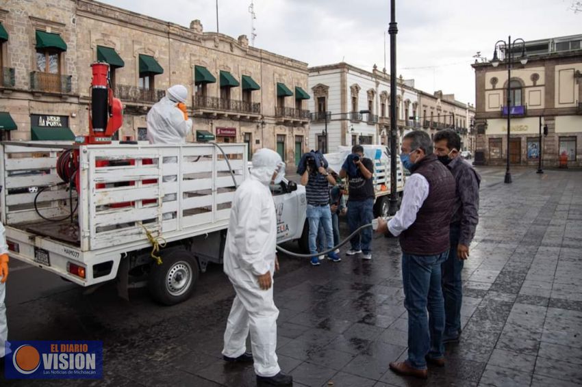 Raúl Morón, puso en marcha la sanitización de calles y colonias de Morelia 