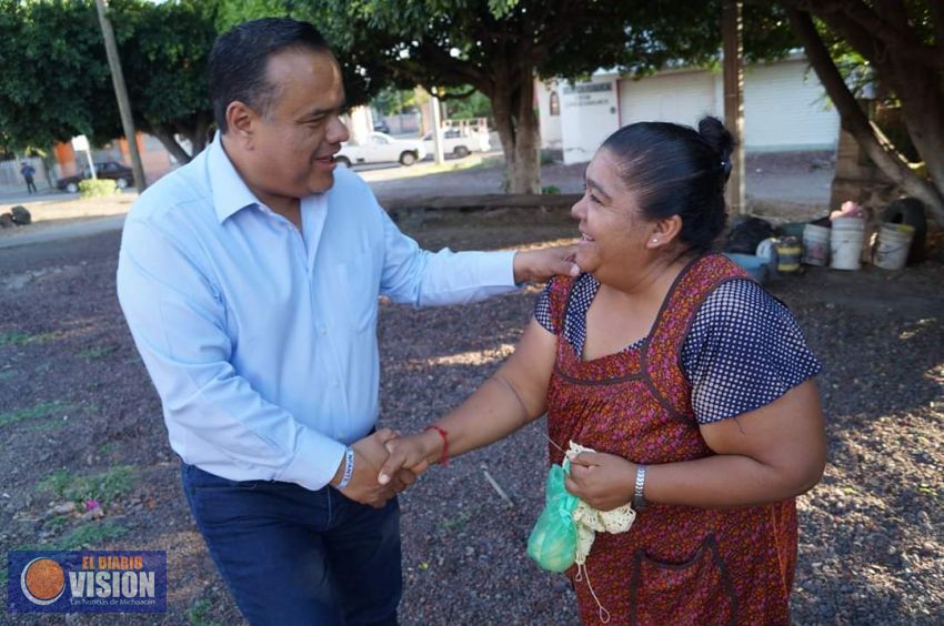 Ayuntamiento paga la luz a sus habitantes, por contingencia