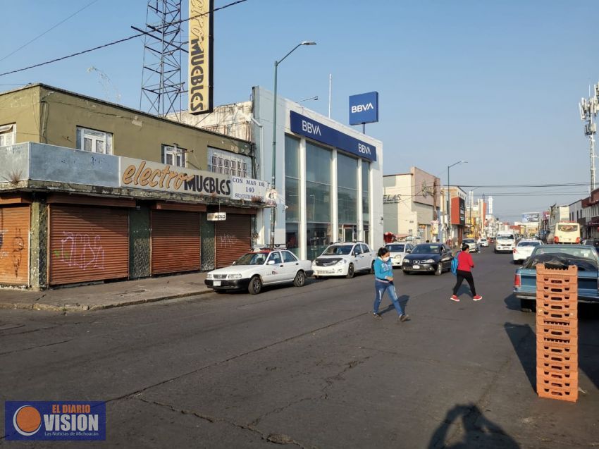 Gobierno de Morelia acuerda medidas preventivas con comerciantes semifijos de la Lázaro Cárdenas