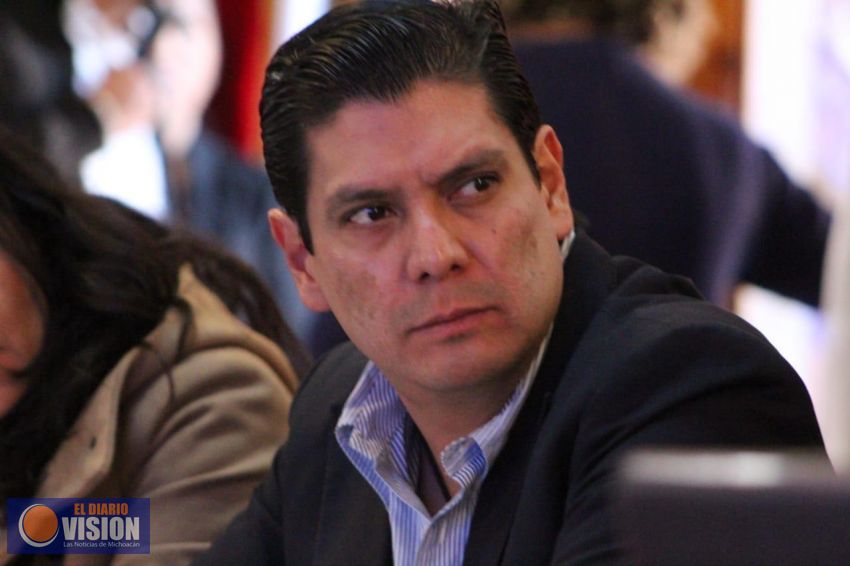 Urgen en Michoacán sanciones penales a quienes agredan a personal de salud: Ernesto Núñez