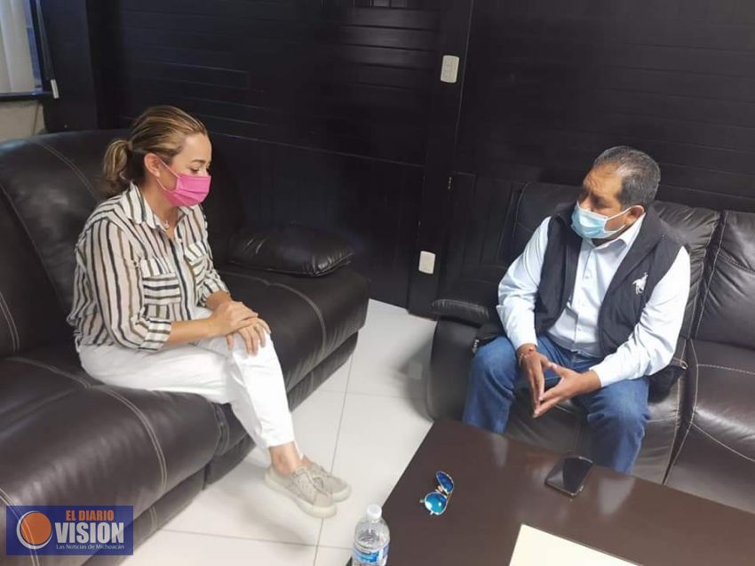 Lupillo Aguilera y Claudia Chávez, revisarán proyectos para apoyar familias que dependen de turismo