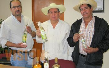 Denuncian mezcaleros atropello del IMPI