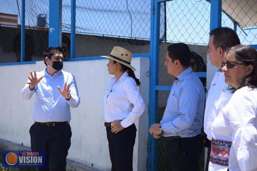 De manera coordinada, junto a empresarios, Arturo Hernández atiende las necesidades de salud 
