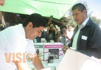 Bautista Villegas y Molina Aguilar acompañan a Marco Antonio Lagunas 