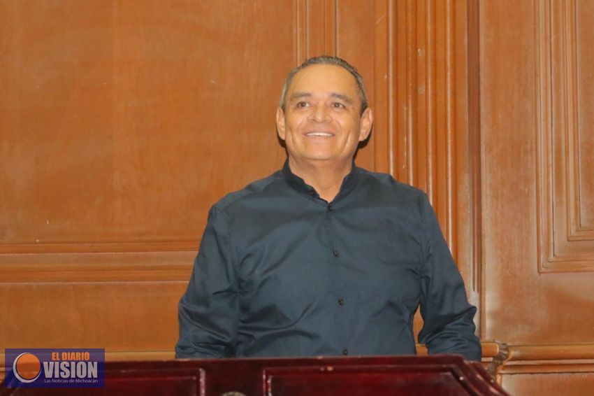 Negativa la prueba de Covid-19 que se realizó el diputado Salvador Arvizu.