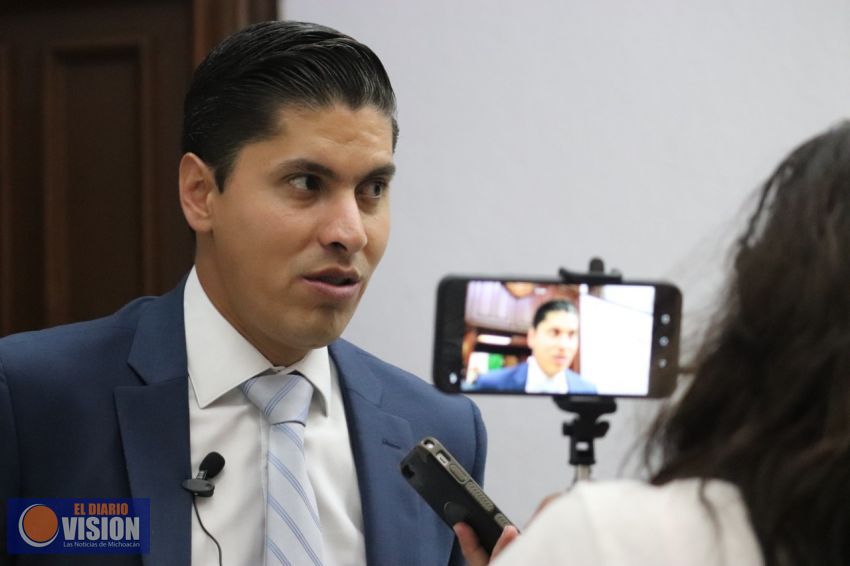 Propone Javier Paredes sesiones a distancia en ayuntamientos para evitar parálisis municipal