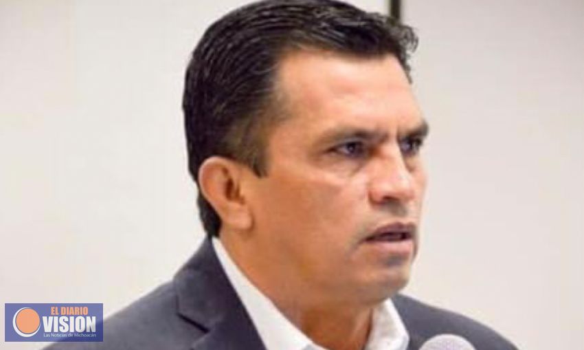 El Puerto de Lázaro Cárdenas, está en el abandono por parte del Gobierno Federal: Javier Estrada