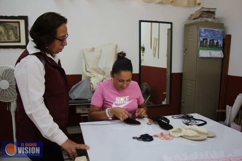 Gobierno de Raúl Morón apoyó la economía familiar y  capacitó para autoempleo a 50 comunidades
