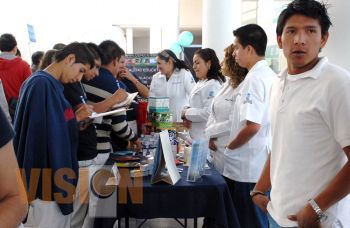 Inauguran la primer feria de la salud en la UMSNH
