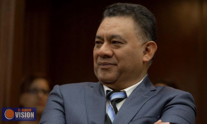 Que los jóvenes puedan ser diputados a los 18, insiste Fermín Bernabé