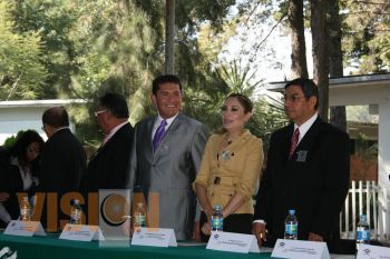 Celebra Conalep su primer aniversario