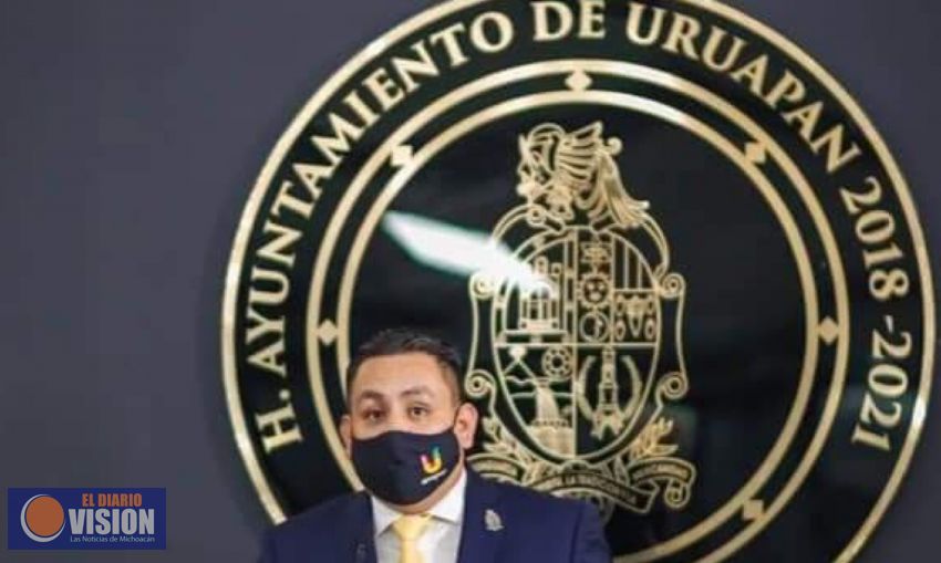 Víctor Manríquez, solicita licencia para retirarse del cargo, llegaría a la Presidencia del PRD