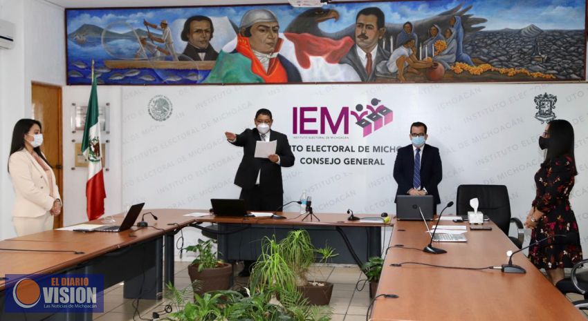 Ignacio Hurtado rinde protesta como Presidente Consejero del IEM 