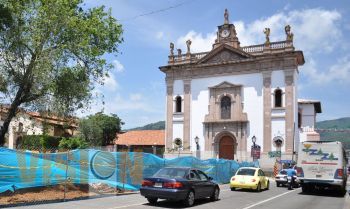 Prosiguen obras en el Centro de Uruapan