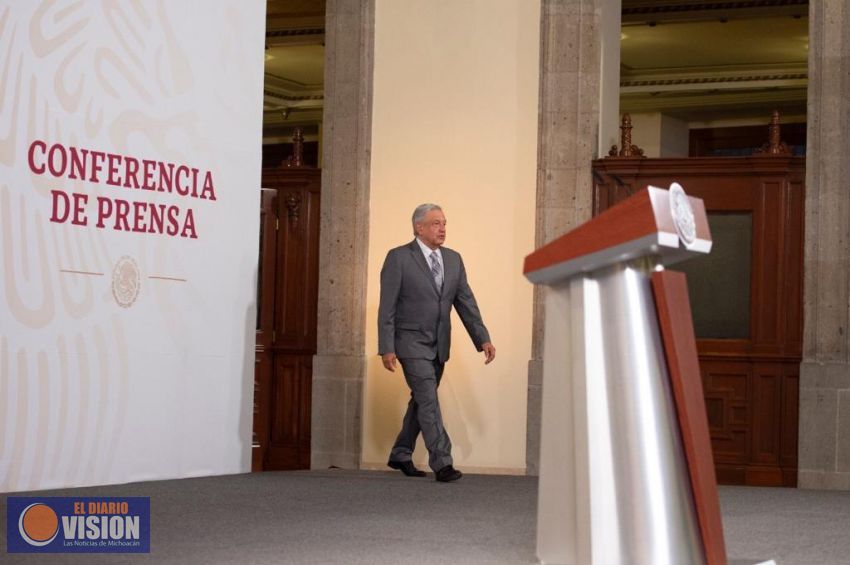 ‘Quitarle el fuero al presidente es histórico’, celebra AMLO