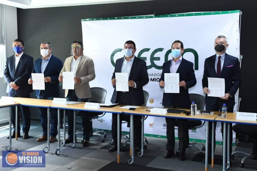 Raúl Morón, participó en la firma de convenio de la APEAM y CCEEM 