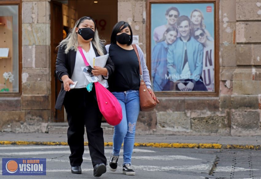 De último momento, México alcanzó los 676 mil 487 casos confirmados y 71 mil 678 decesos por COVID