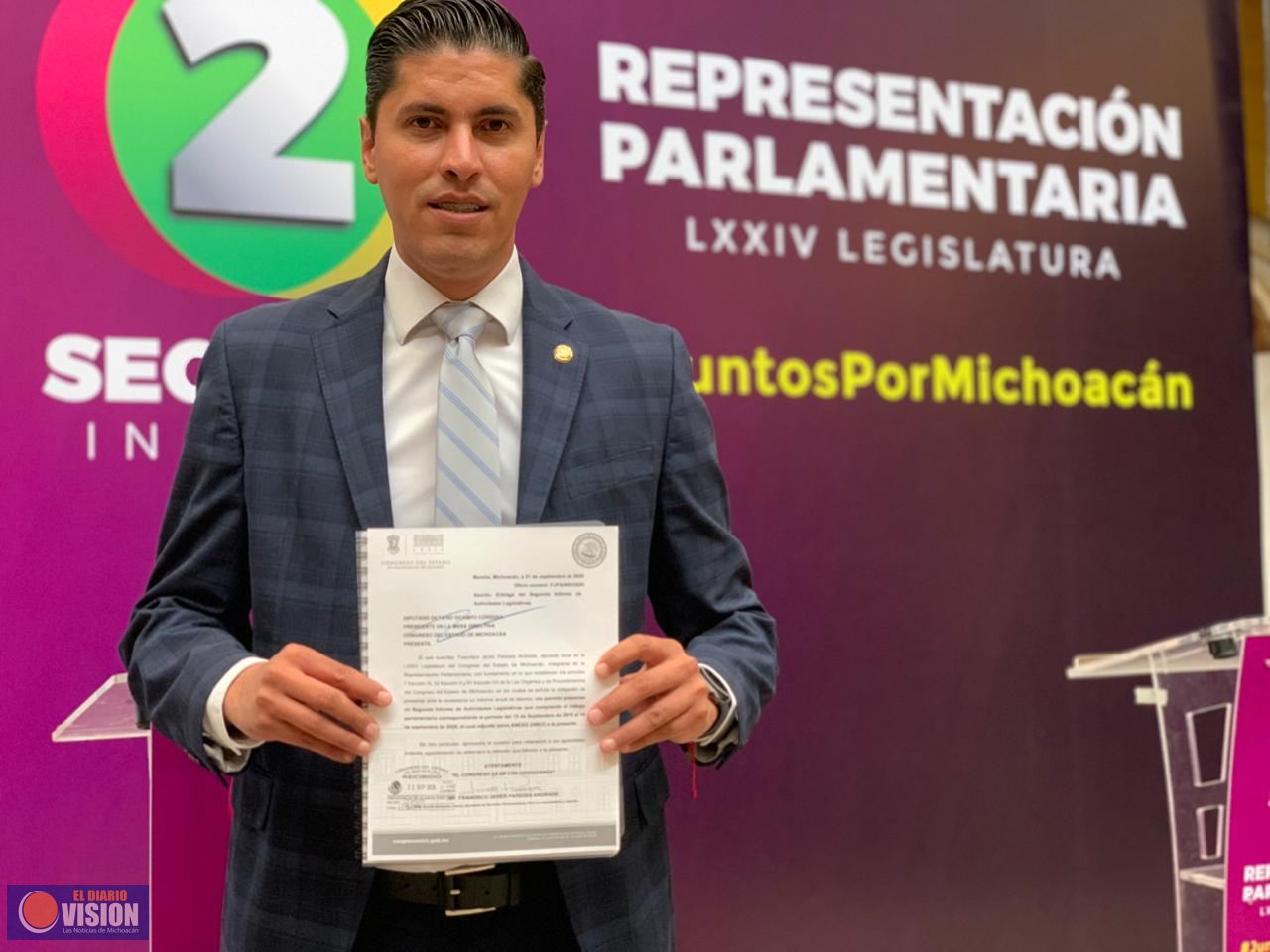 Reafirma Javier Paredes compromiso con la sociedad michoacana 